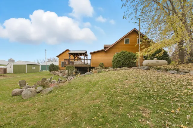 $665,000 | 42720 County Road 3, Holdingford, MN 56340