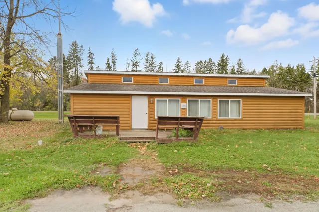 $665,000 | 42720 County Road 3, Holdingford, MN 56340