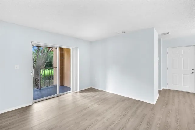 $2,195 | 6881 Northwest 173rd Drive, Unit H202, Hialeah, FL 33015