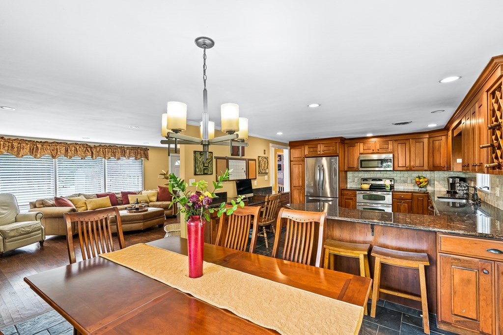 8 Randolph Road Stoneham, MA 02180 - Photo 24 of 38 Gallery Image 24