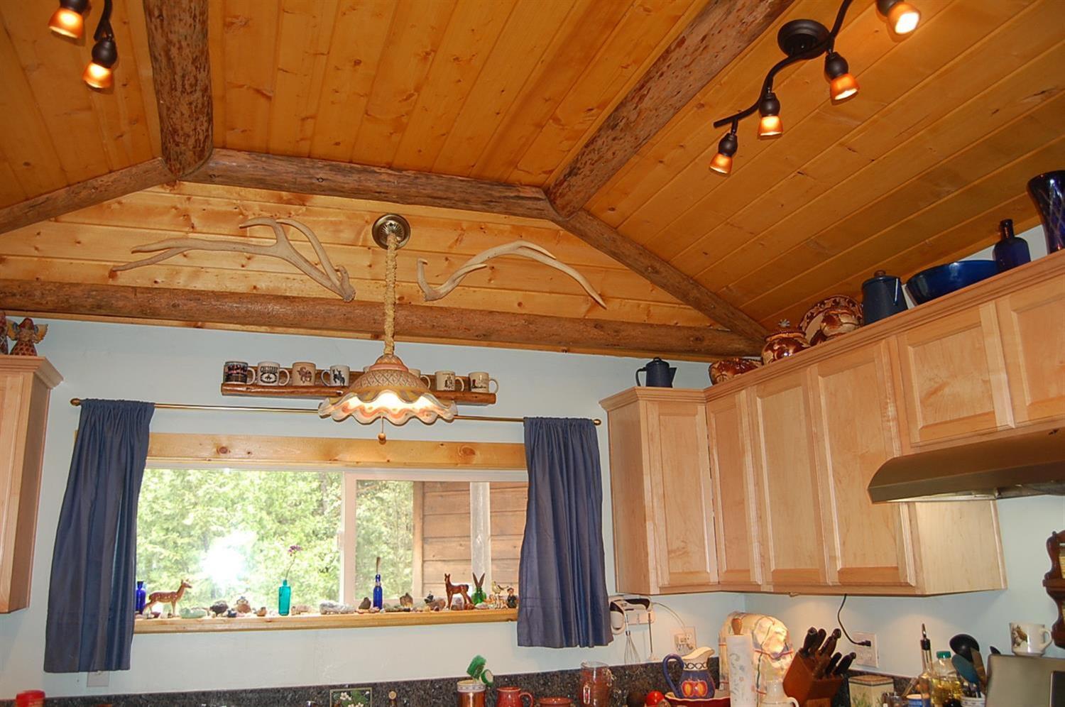 310 Page Creek Road Cave Junction, OR 97523 - Photo 12 of 31 wood kitchen ceiling