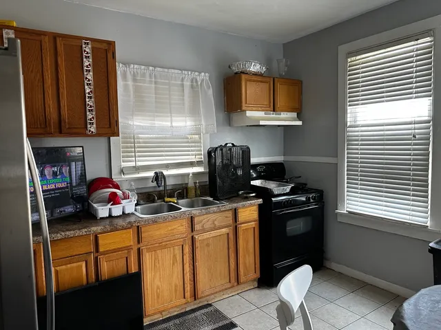 $199,000 | 6550 South Claremont Avenue, Chicago, IL 60636