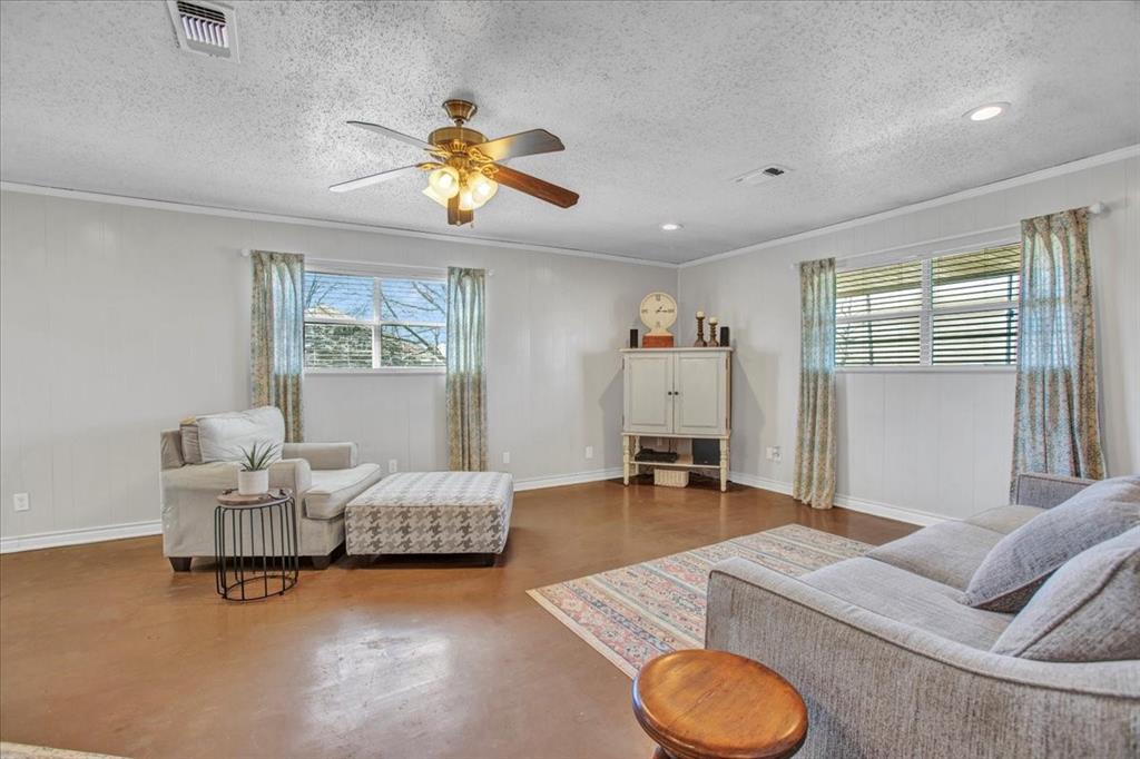 1016 Farm To Market 902 Howe, TX 75459 - Photo 7 of 39