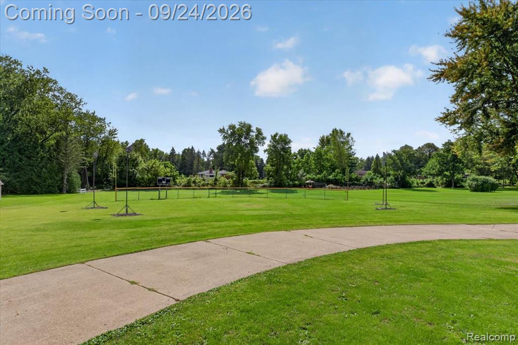 401 Lehigh Road Rochester Hills, MI 48307 - Photo 30 of 39 Gallery Image 30