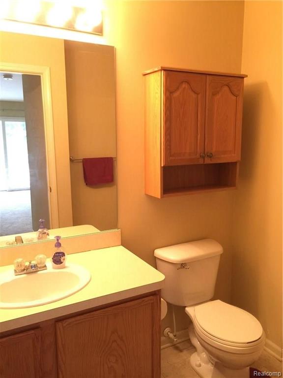 4035 Hampton Ridge Boulevard Howell, MI 48843 - Photo 11 of 22