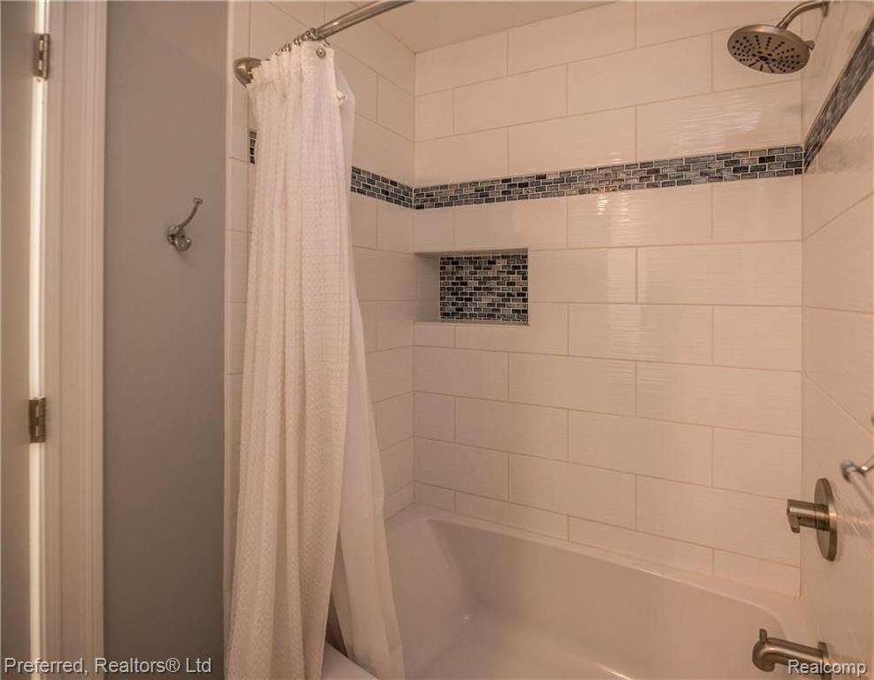 7506 Mc Guire Road Fenton, MI 48430 - Photo 20 of 50 Gallery Image 20