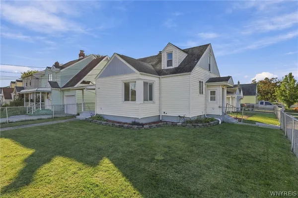 $169,900 | 3603 Chapin Avenue, Niagara Falls, NY 14301