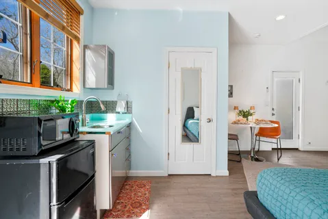 $1,595,000 | 26 Sea Glen Road, Oak Bluffs, MA 02557