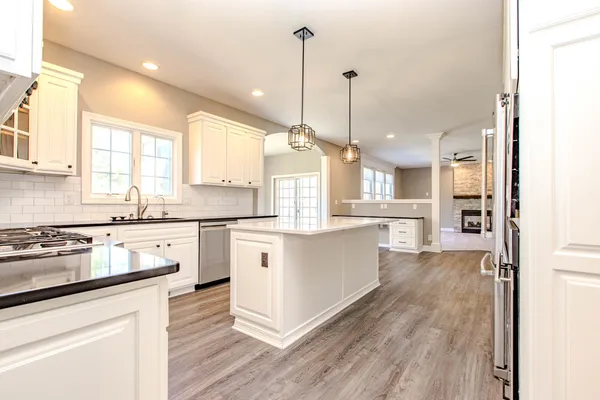 $595,000 | 59 Stonebrook Court, Bloomington, IL 61704