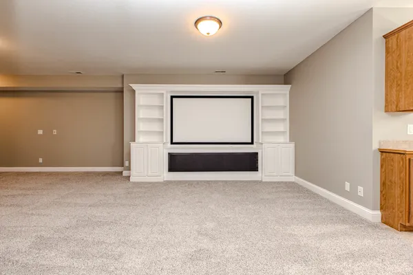 $595,000 | 59 Stonebrook Court, Bloomington, IL 61704