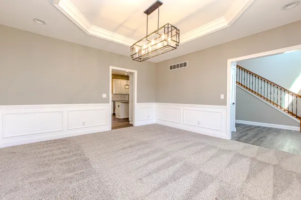 $595,000 | 59 Stonebrook Court, Bloomington, IL 61704