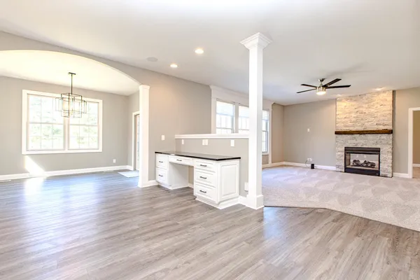 $595,000 | 59 Stonebrook Court, Bloomington, IL 61704