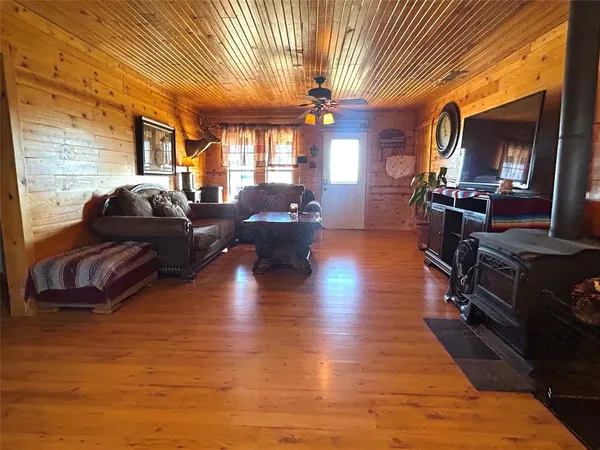 $279,000 | 198 Tilda Jane Lane, Graham, TX 76450