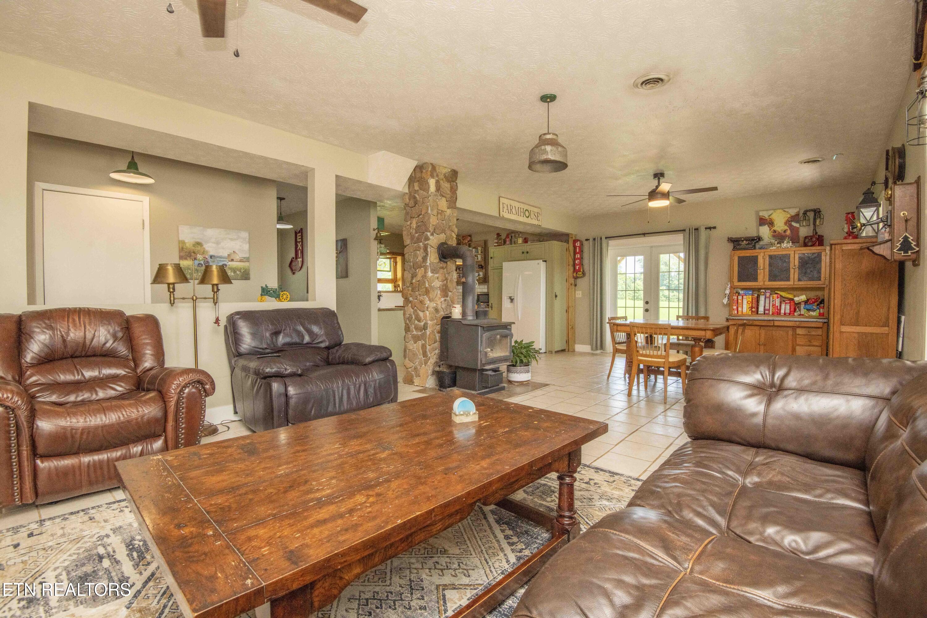 1844 Jackson Road Rutledge, TN 37861 - Photo 12 of 41 GREAT ROOM