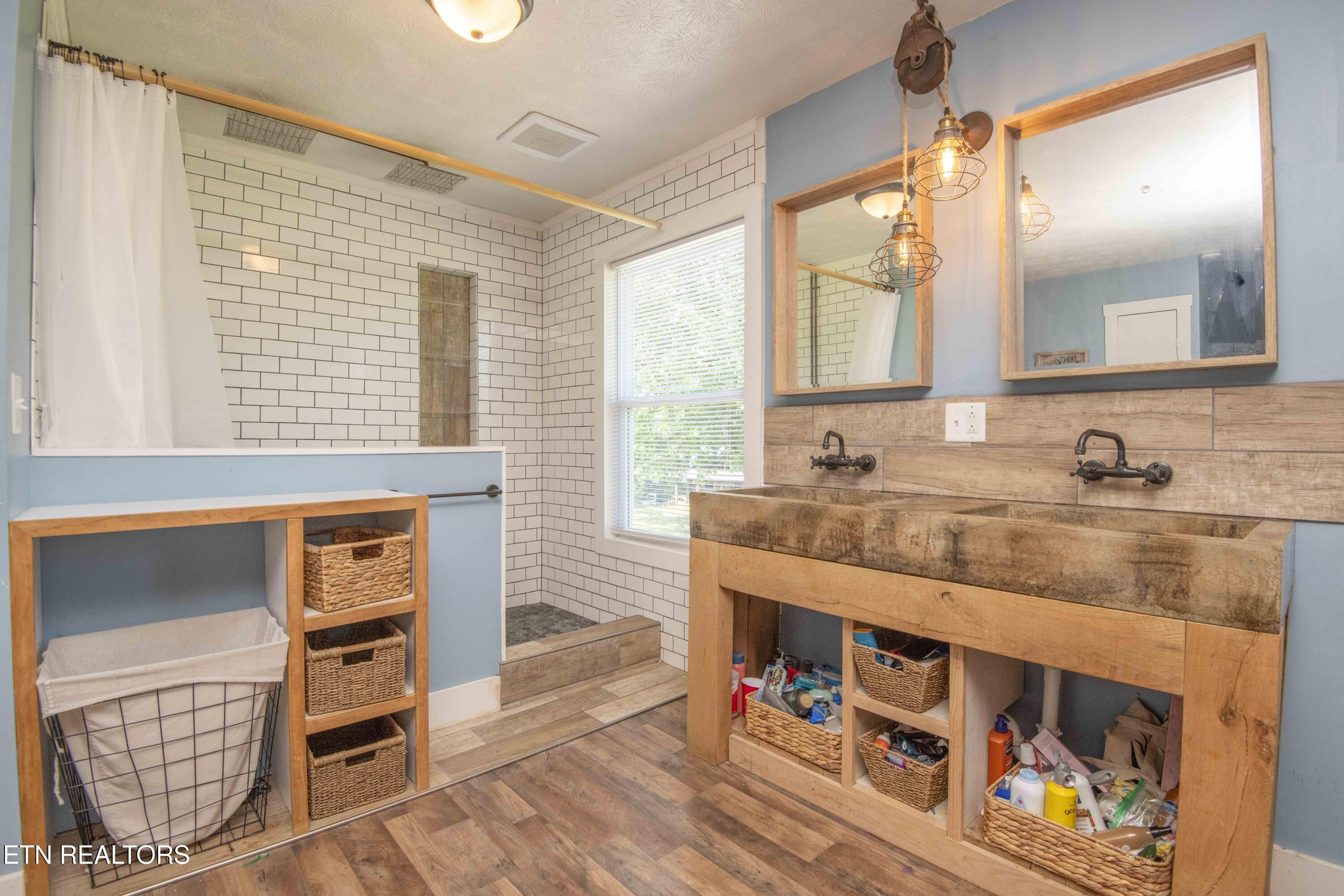 1844 Jackson Road Rutledge, TN 37861 - Photo 20 of 41 MASTER BATH