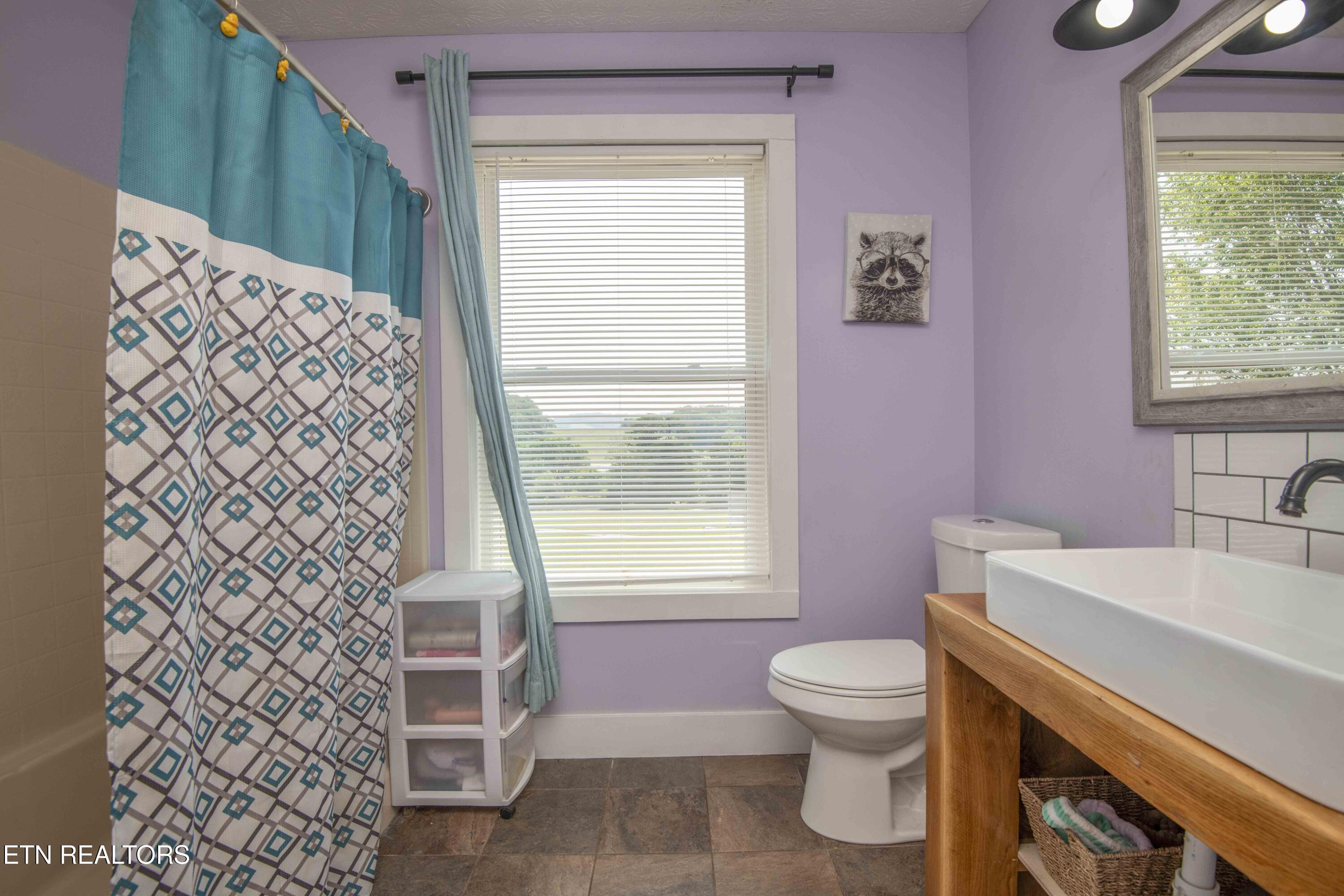 1844 Jackson Road Rutledge, TN 37861 - Photo 21 of 41 GUEST FULL BATH