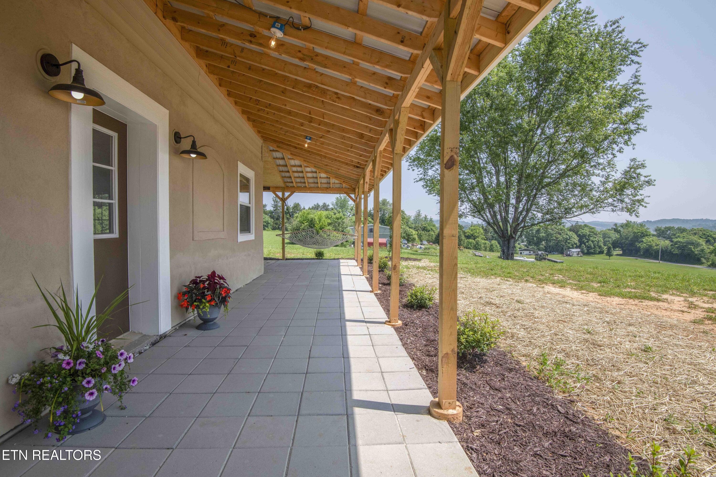 1844 Jackson Road Rutledge, TN 37861 - Photo 25 of 41 COVERED PATIO