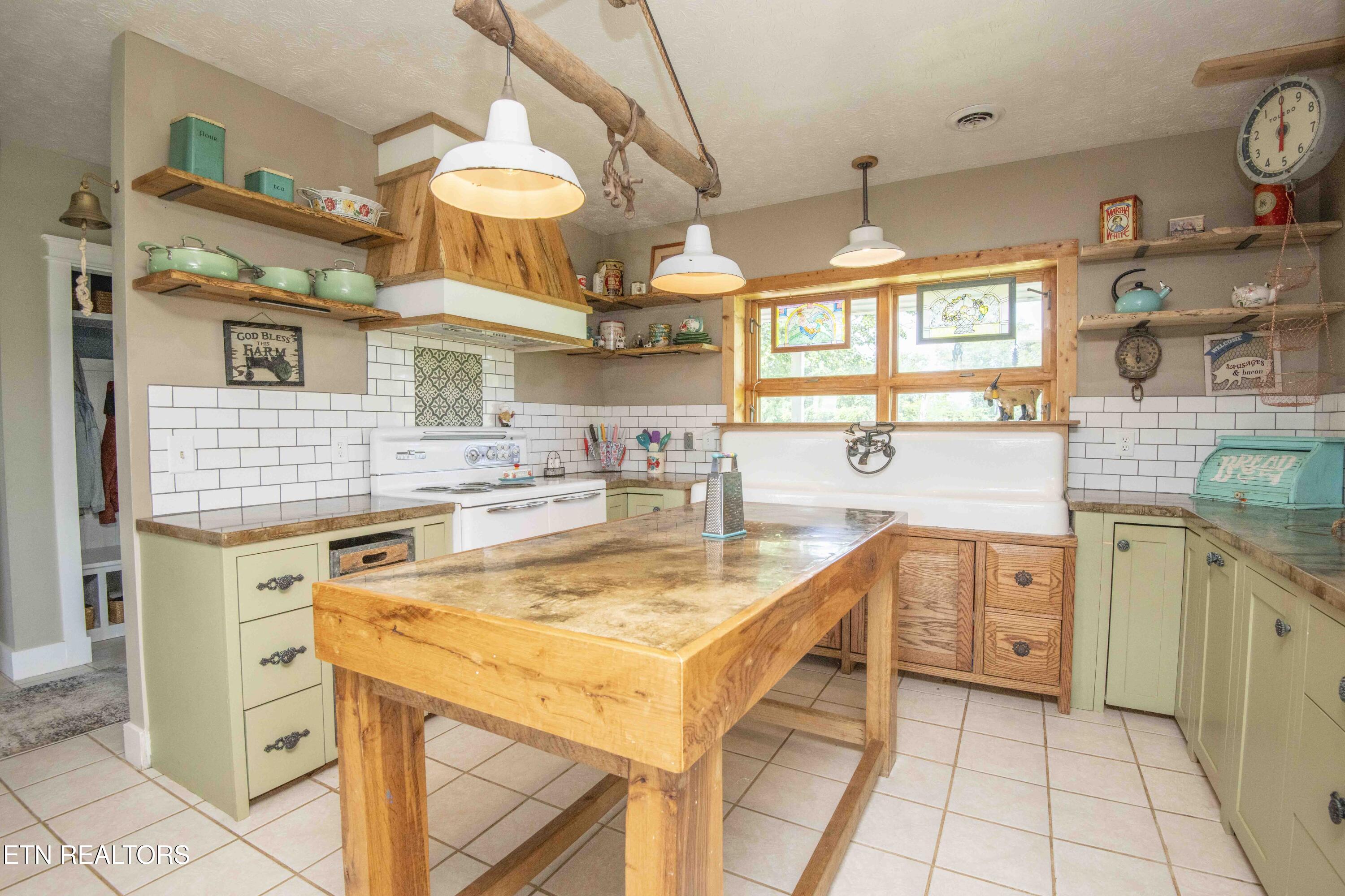 1844 Jackson Road Rutledge, TN 37861 - Photo 8 of 41 KITCHEN
