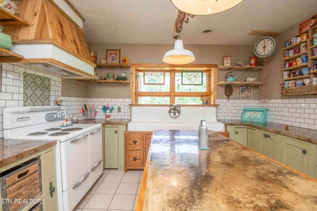 $375,000 | 1844 Jackson Road, Rutledge, TN 37861