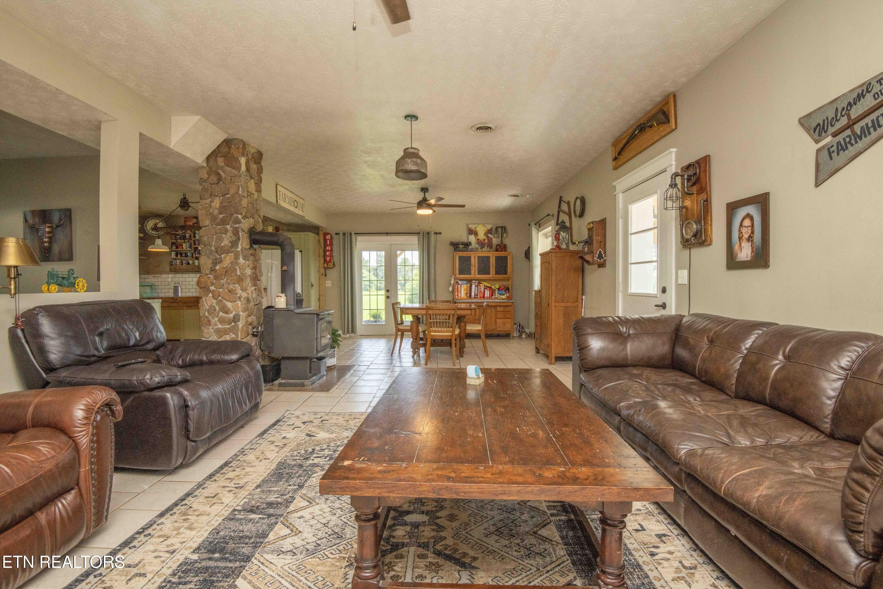 1844 Jackson Road Rutledge, TN 37861 - Photo 10 of 28 GREAT ROOM