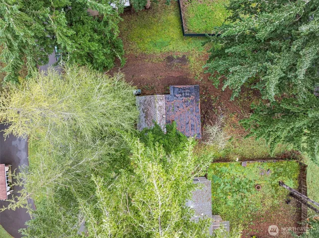 a view of a lake with houses