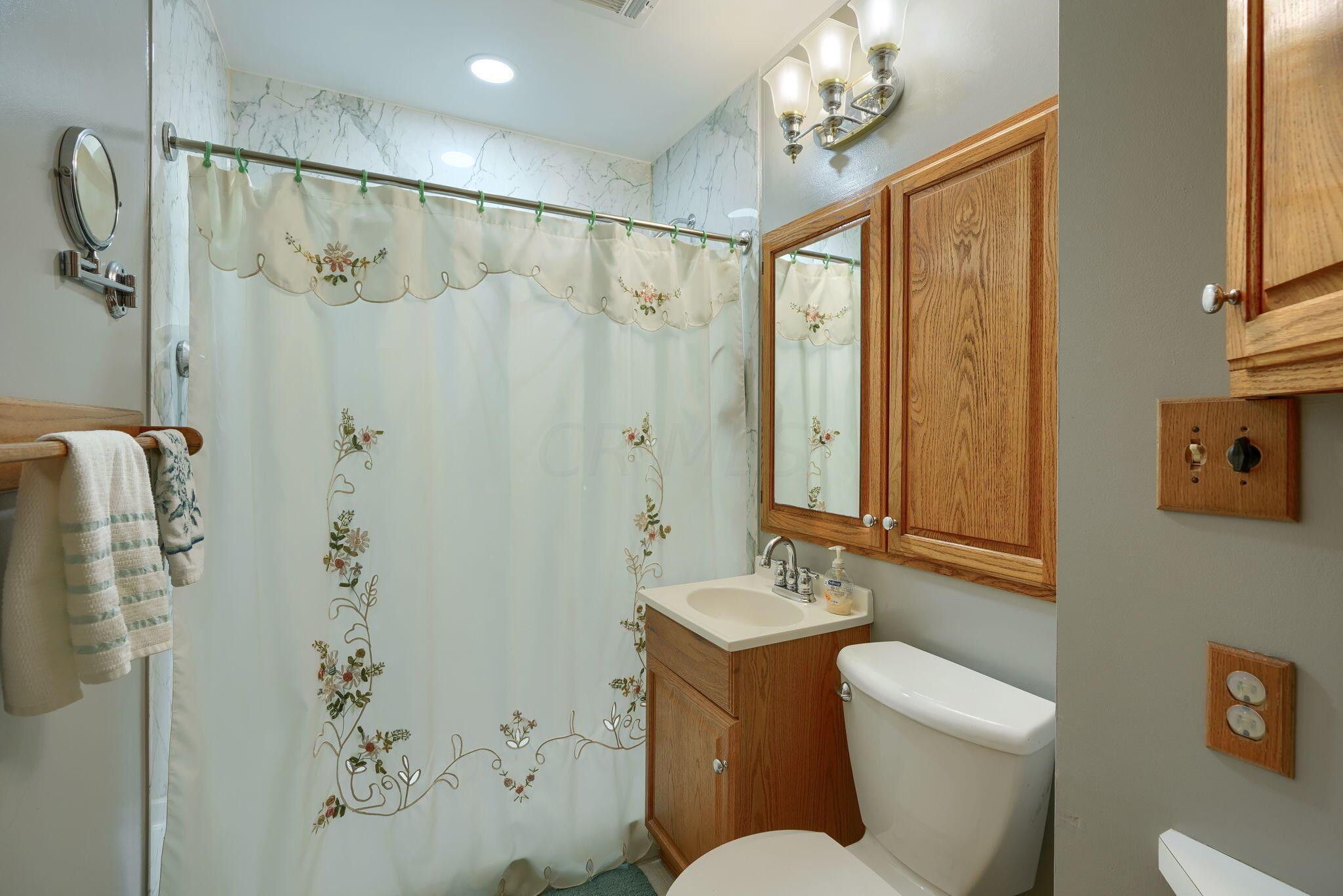 4554 St Rita Lane Columbus, OH 43213 - Photo 30 of 39 4554 St Rita Ln (38)