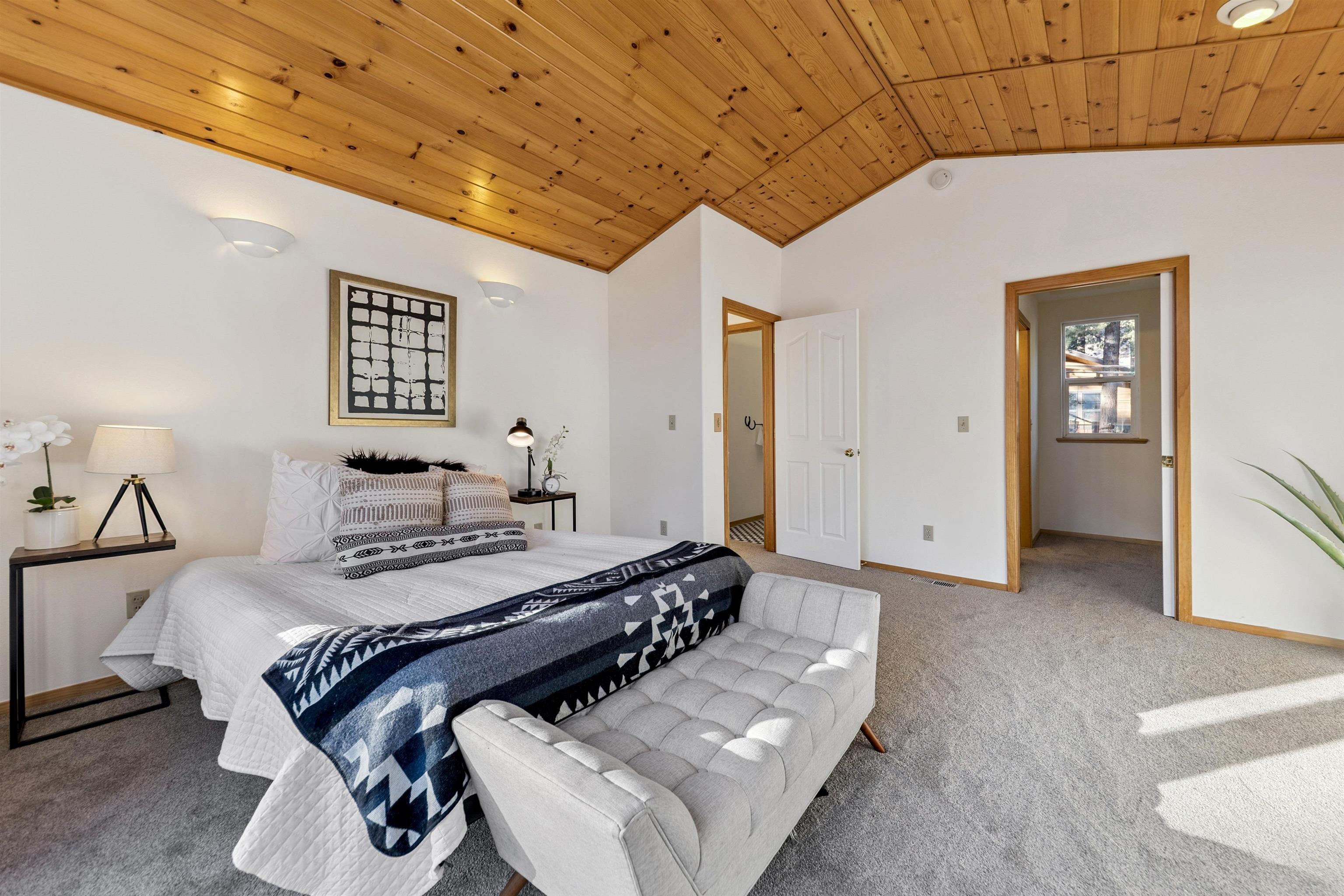 13271 Moraine Road Truckee, CA 96161 - Photo 18 of 28