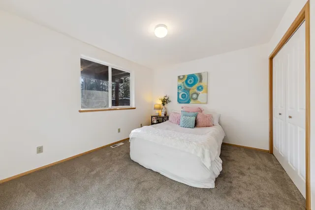 $899,900 | 13271 Moraine Road, Truckee, CA 96161