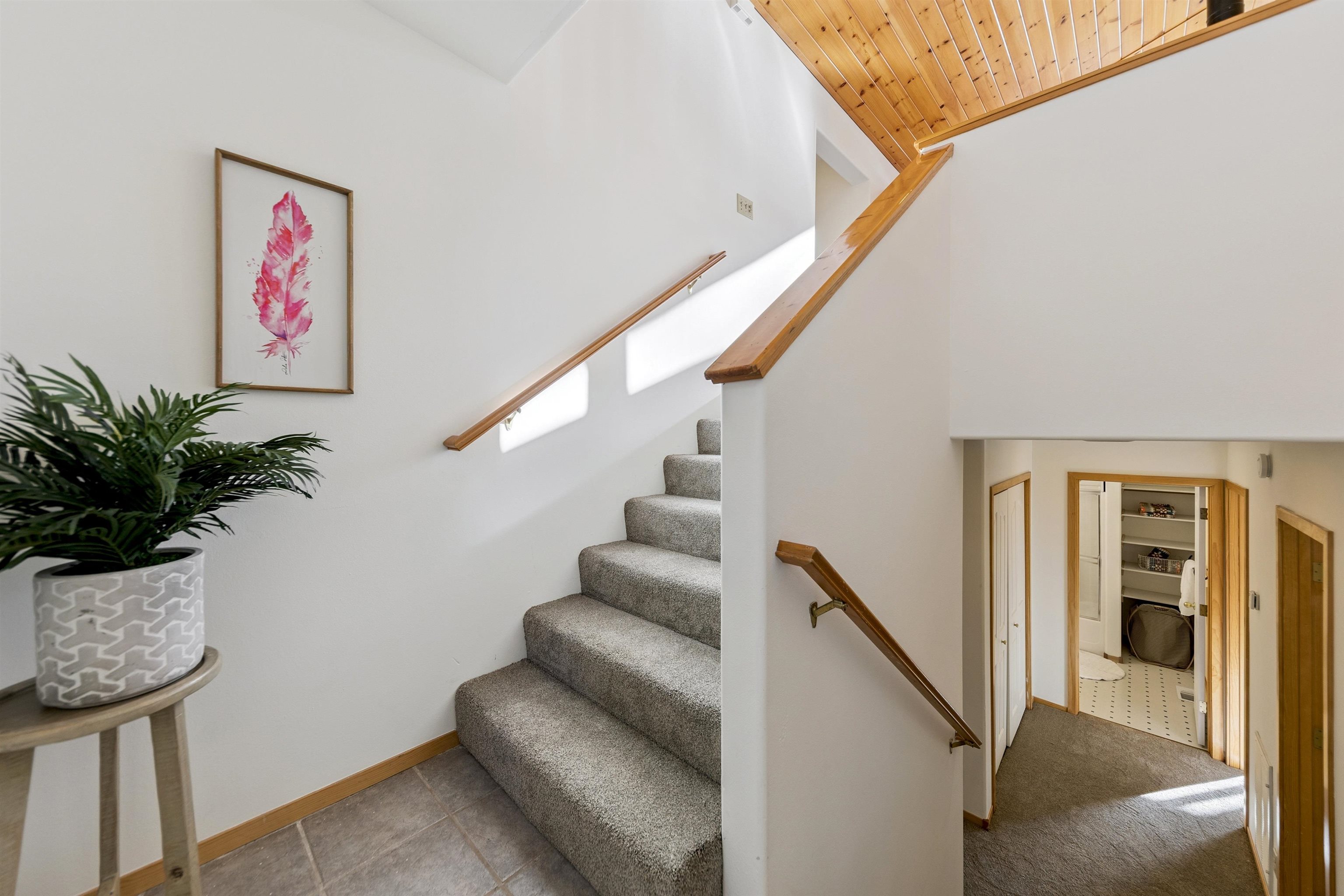 13271 Moraine Road Truckee, CA 96161 - Photo 3 of 28