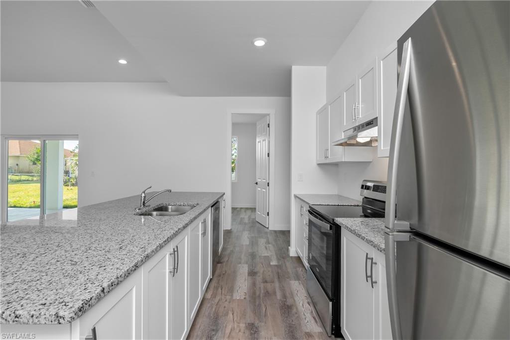 1515 Nelson Road North Cape Coral, FL 33993 - Photo 15 of 38