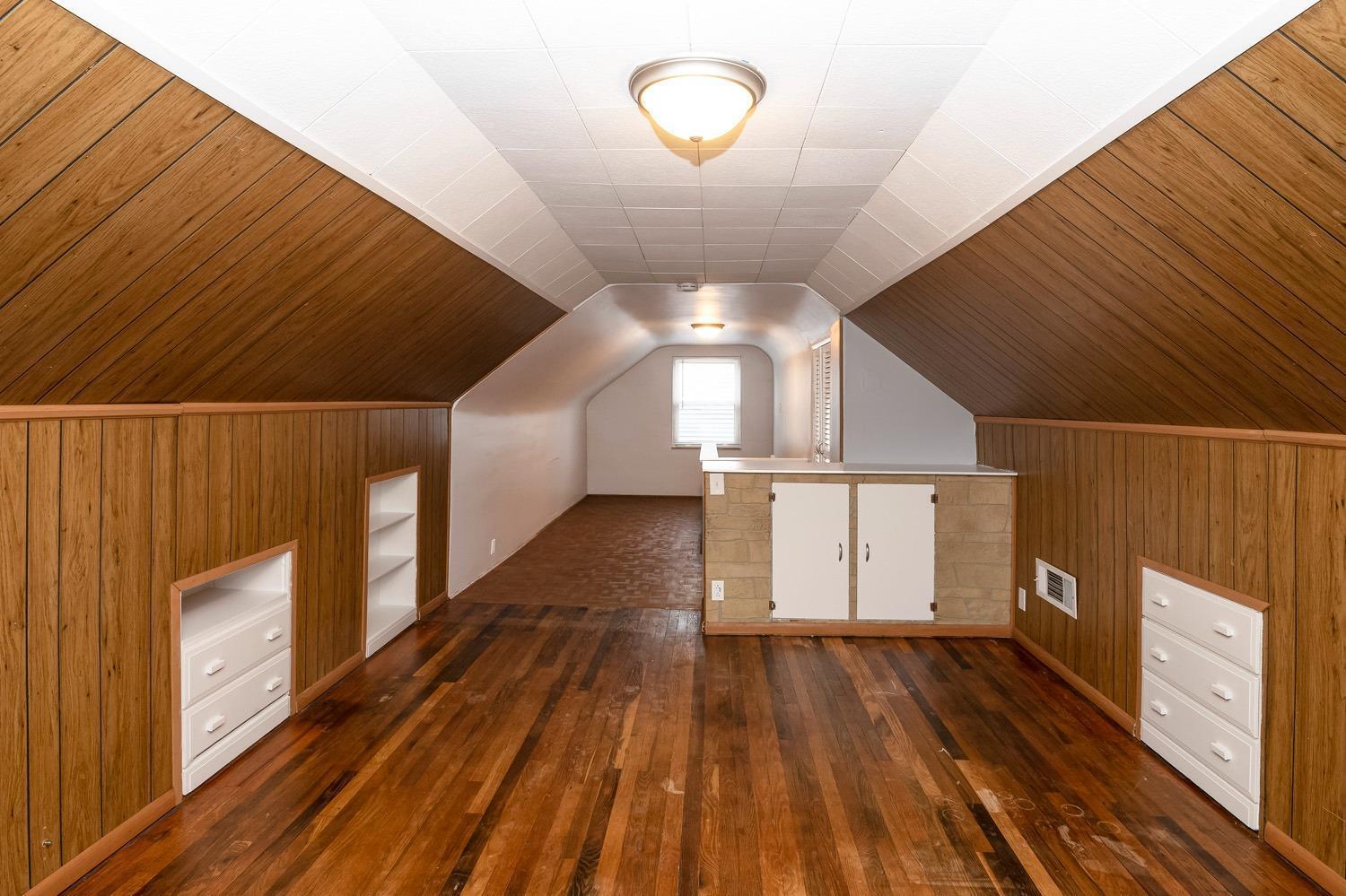 528 Roebling Road Cincinnati, OH 45238 - Photo 24 of 29