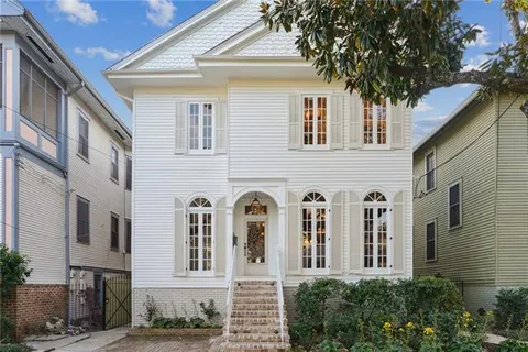 $1,649,000 | 5236 Pitt Street, New Orleans, LA 70115
