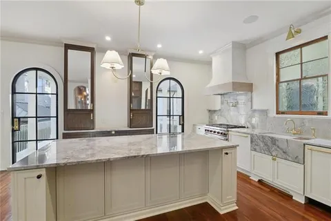 $1,649,000 | 5236 Pitt Street, New Orleans, LA 70115