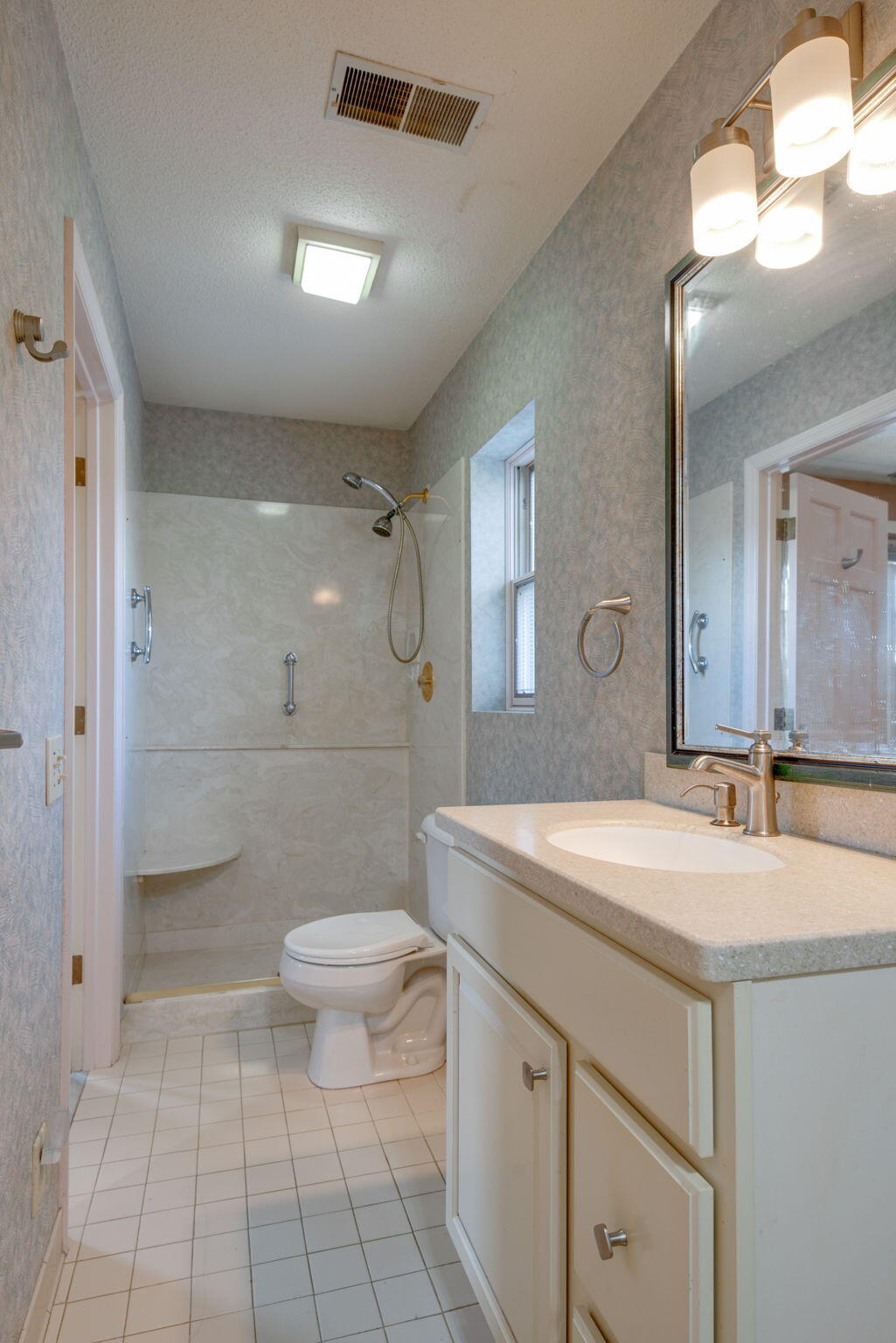 462 Castle Road Dalton, GA 30720 - Photo 29 of 48 29-web-or-mls-DSC_0256
