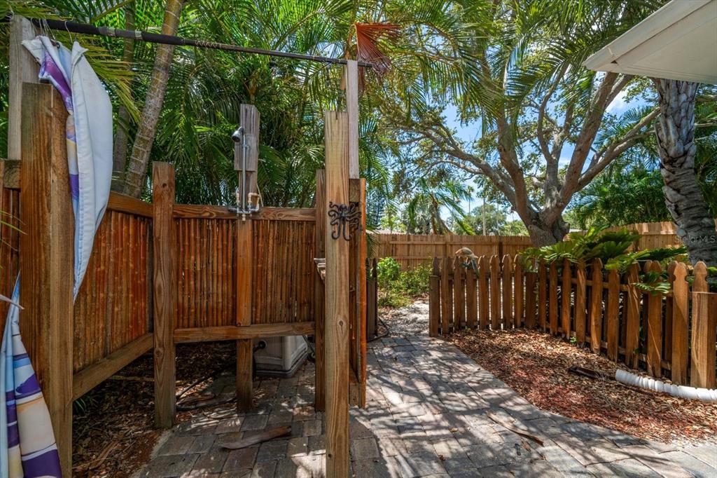 301 Cevera Road Dunedin, FL 34698 - Photo 26 of 33