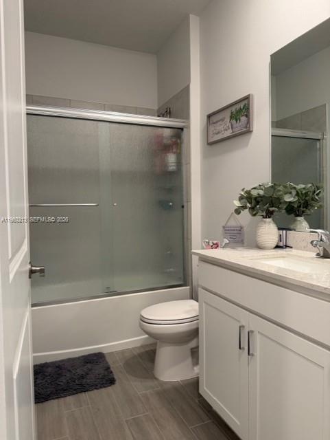 797 Bloomfield Road Port St. Lucie, FL 34984 - Photo 15 of 35 a bathroom with a sink toilet and shower