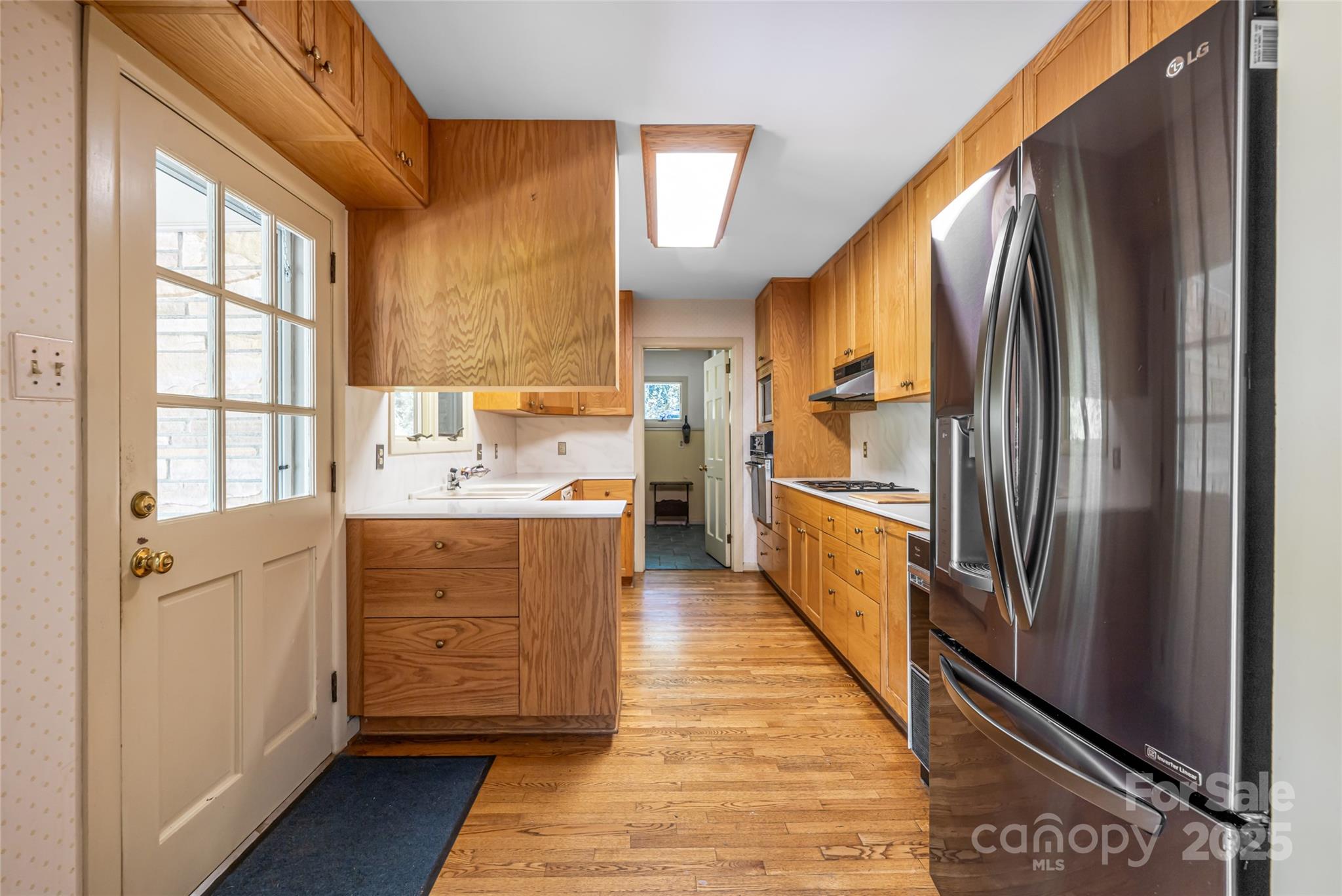 426 Vanderbilt Road Asheville, NC 28803 - Photo 17 of 46