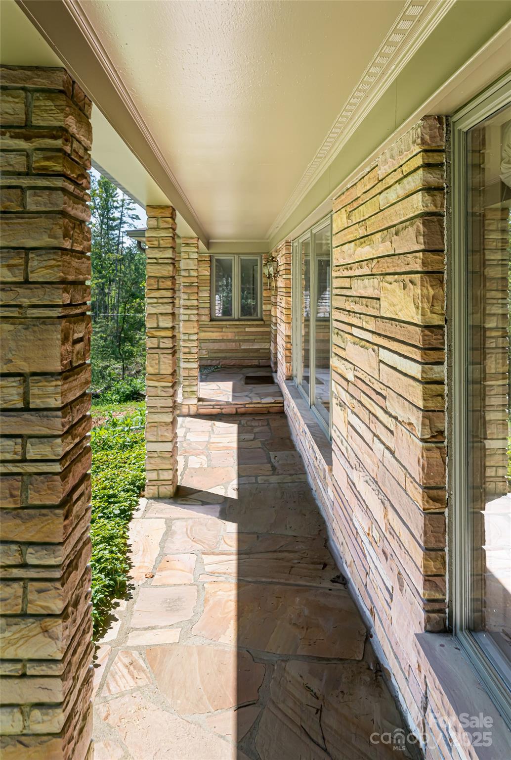 426 Vanderbilt Road Asheville, NC 28803 - Photo 2 of 46