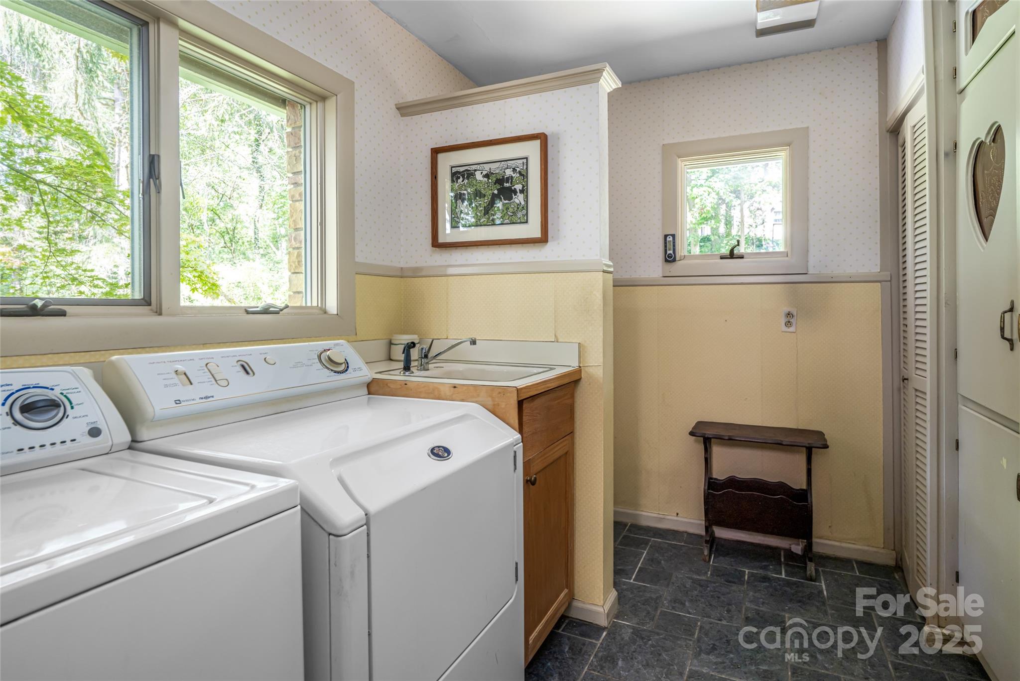 426 Vanderbilt Road Asheville, NC 28803 - Photo 21 of 46