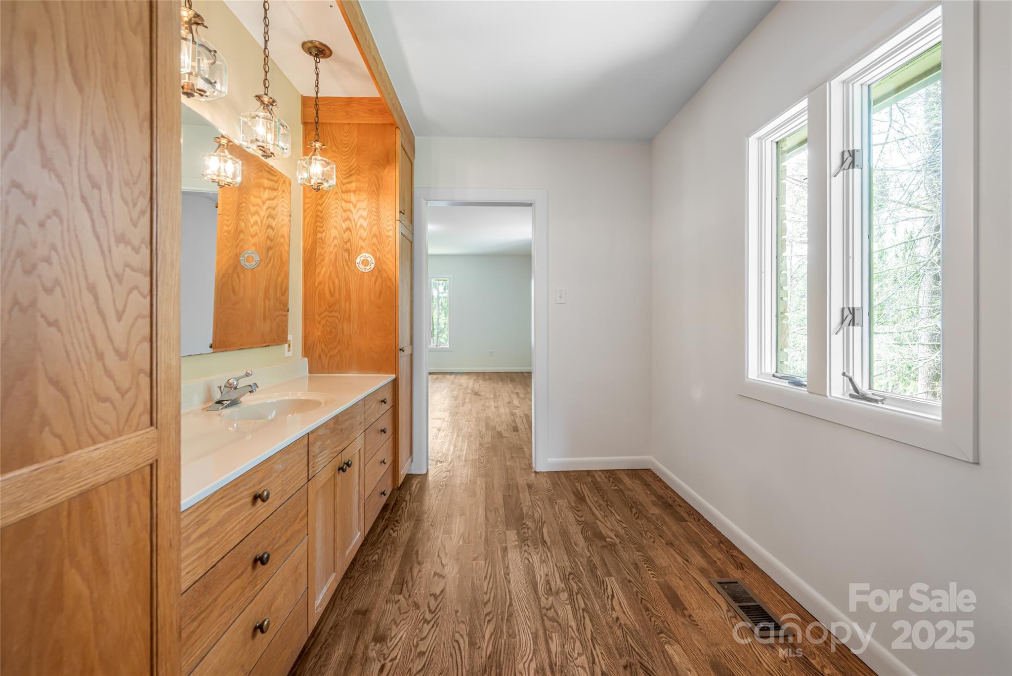 426 Vanderbilt Road Asheville, NC 28803 - Photo 24 of 46