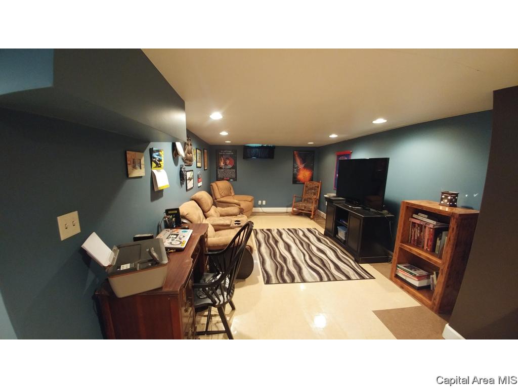 3325 Sherman Street Springfield, IL 62703 - Photo 16 of 22