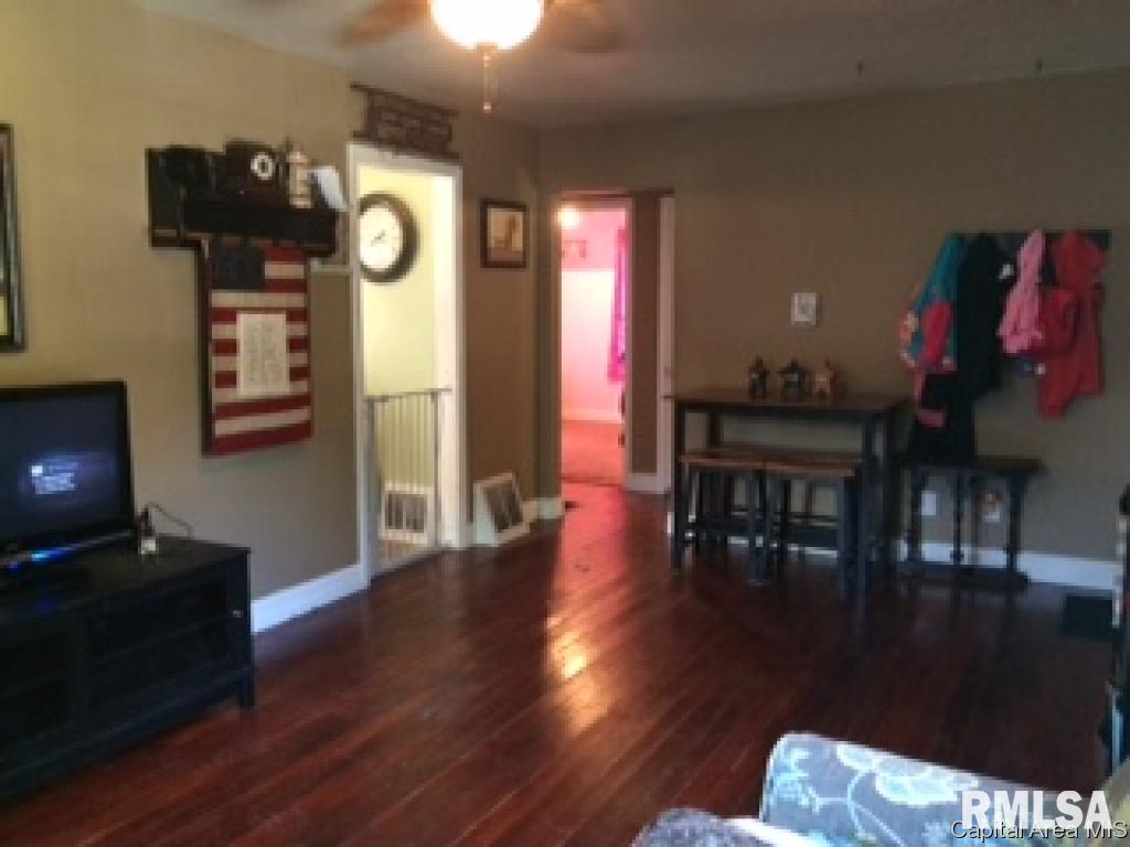 3325 Sherman Street Springfield, IL 62703 - Photo 3 of 22