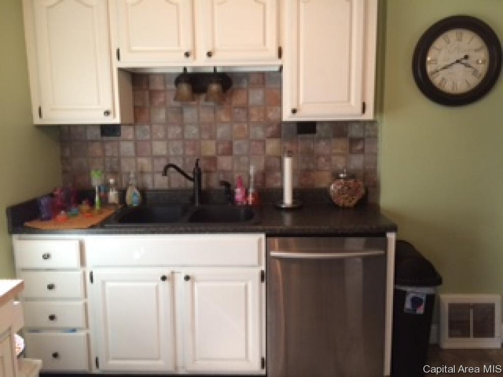 3325 Sherman Street Springfield, IL 62703 - Photo 5 of 22