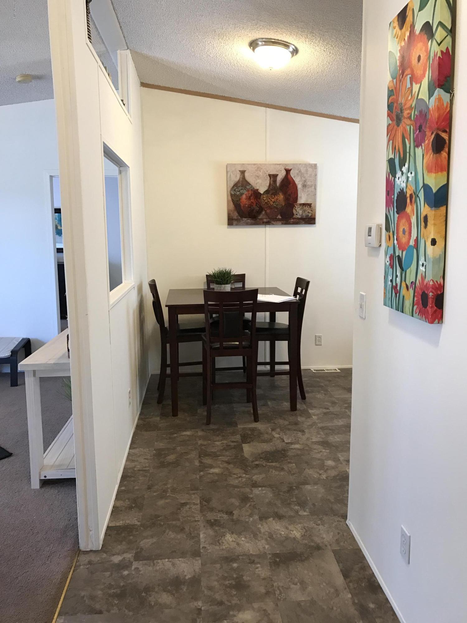 307 West King Road Tucson, AZ 85705 - Photo 12 of 17 a view of a dining room with furniture