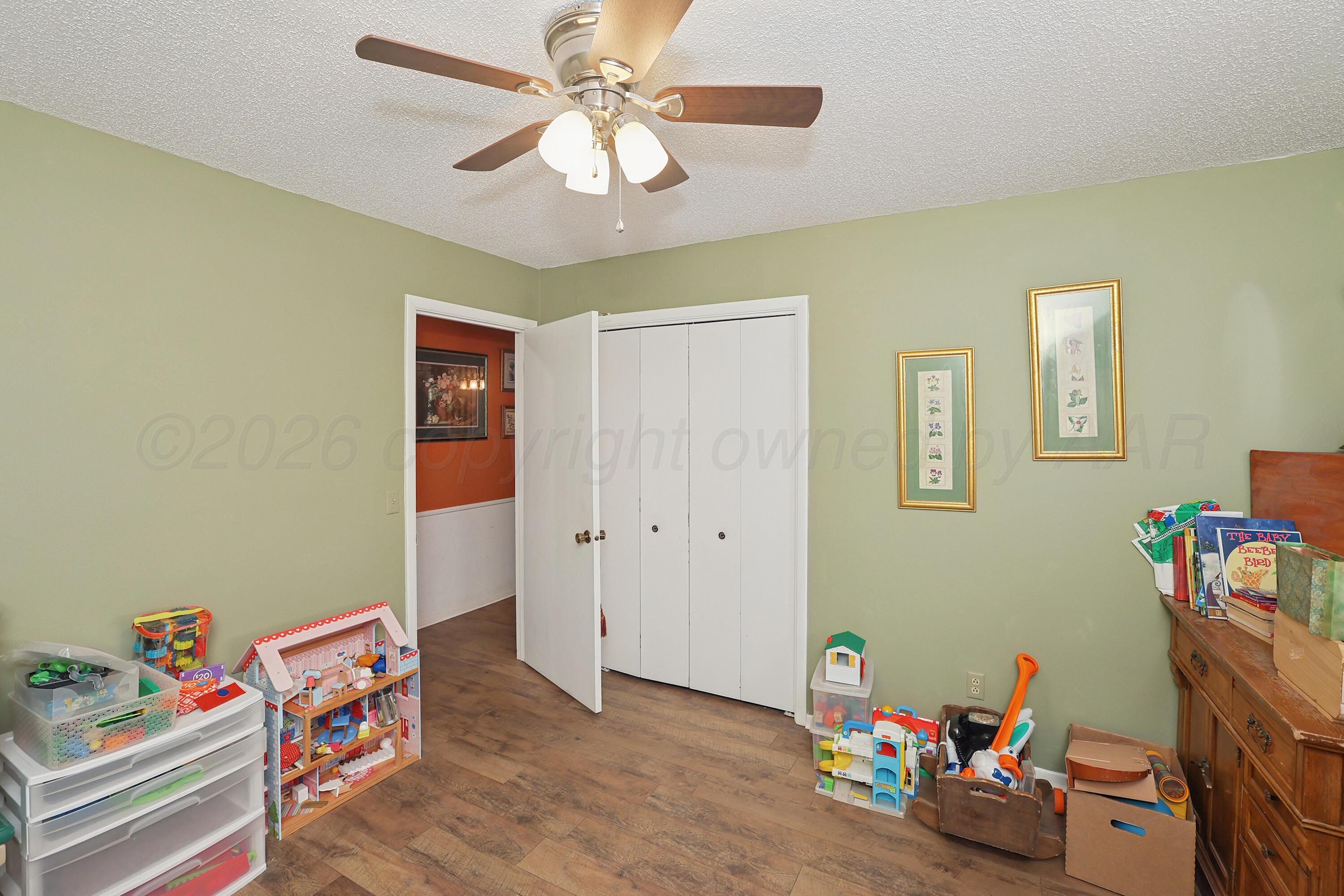 7211 Gainsborough Road Amarillo, TX 79106 - Photo 15 of 27 2nd Bedroom