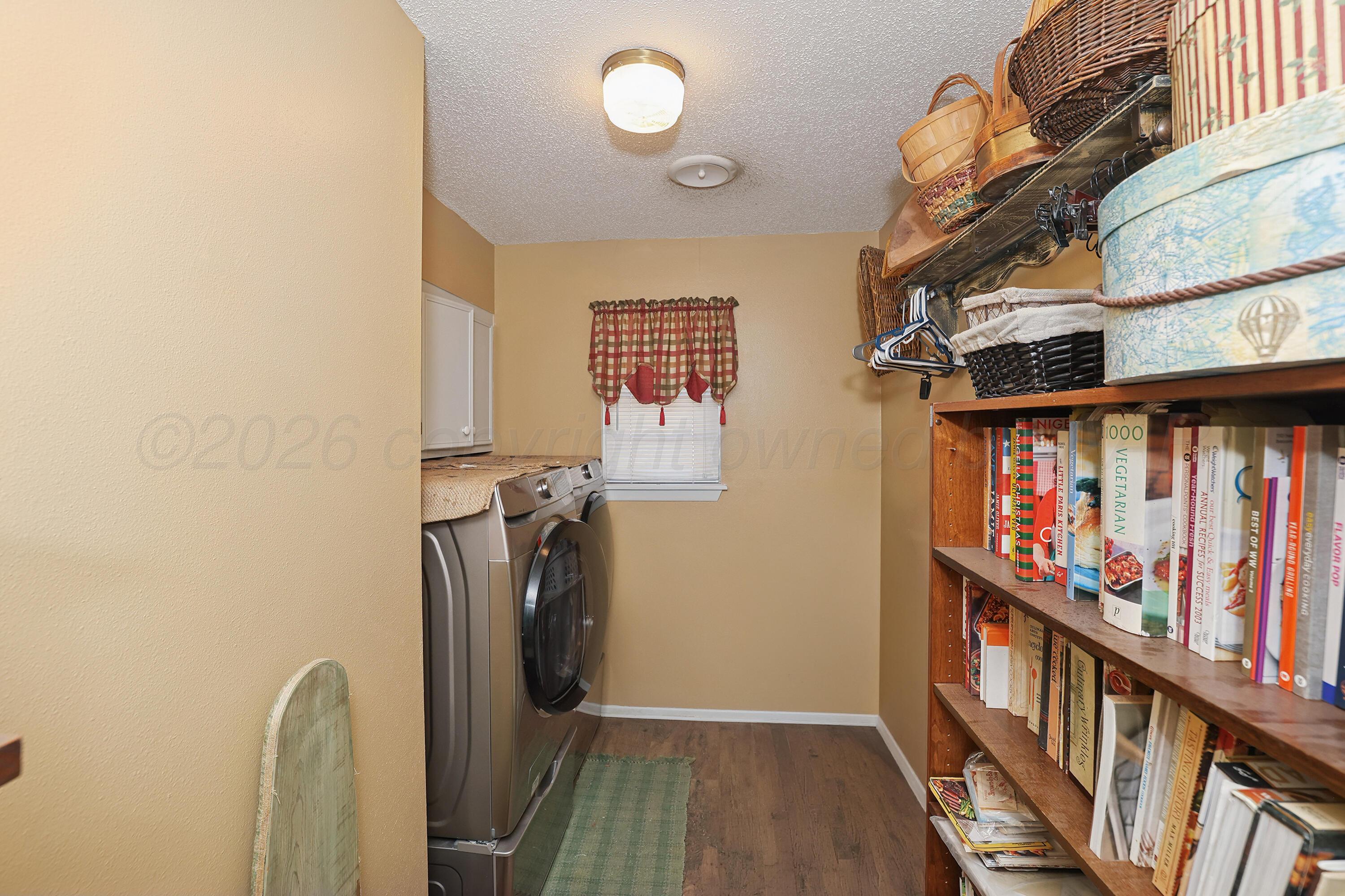 7211 Gainsborough Road Amarillo, TX 79106 - Photo 20 of 27 Utility