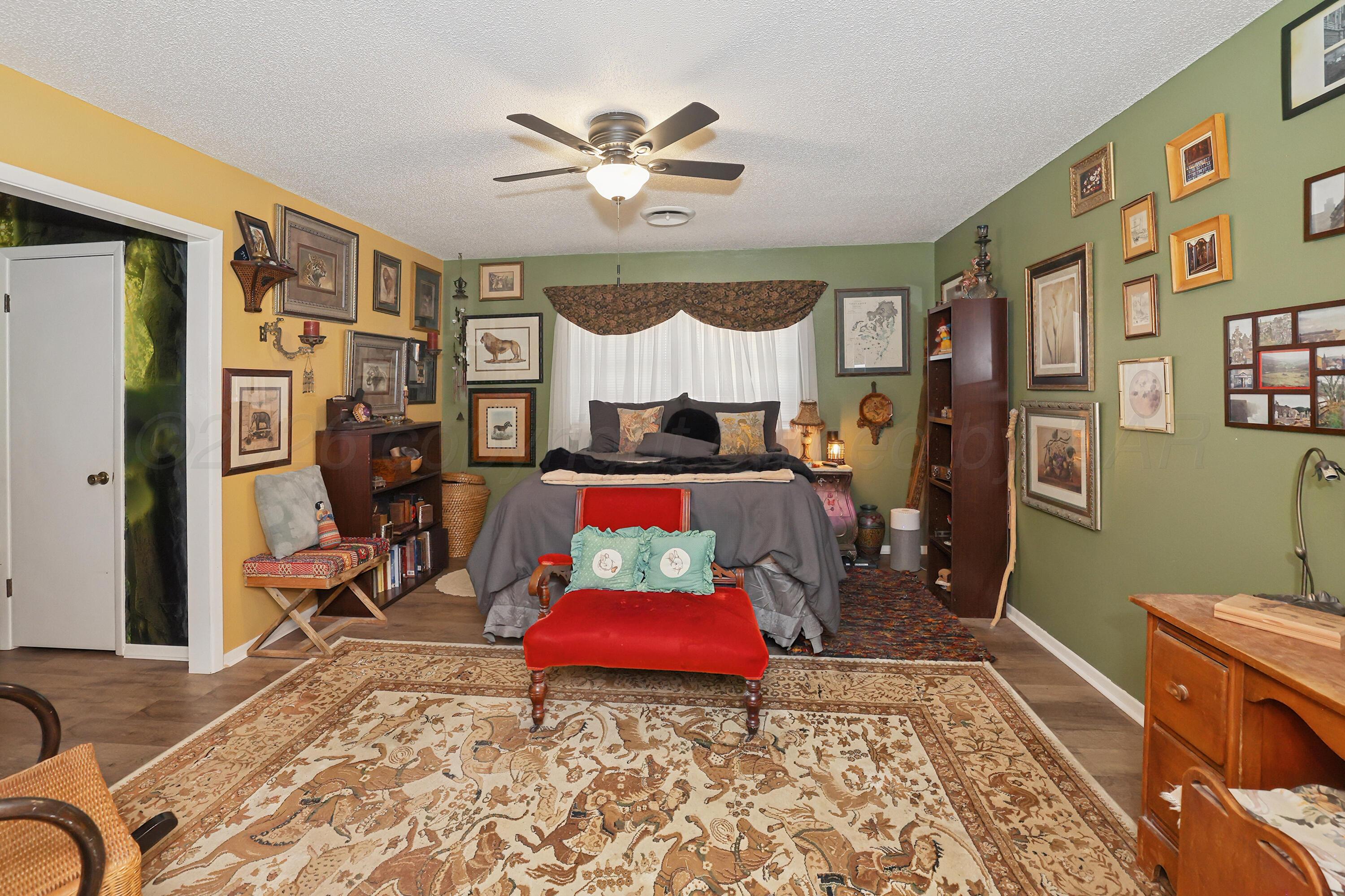 7211 Gainsborough Road Amarillo, TX 79106 - Photo 10 of 27 Primary Bedroom