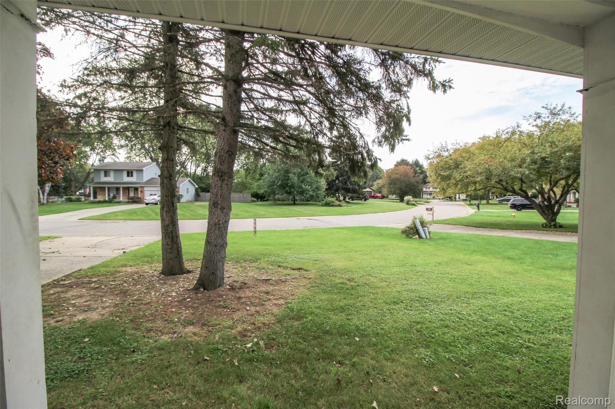 1258 Stonehenge Road Flint, MI 48532 - Photo 30 of 30 31.jpg