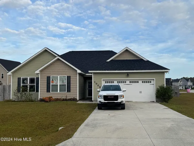 $1,795 | 1009 Bison Trail, Jacksonville, NC 28546