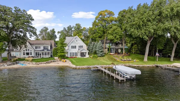 $3,100,000 | 245 Lakeview Avenue, Tonka Bay, MN 55331
